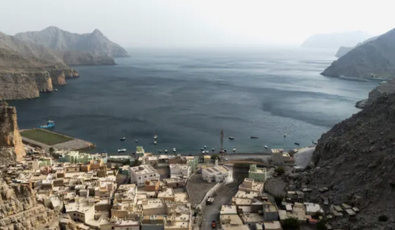 UN Security Council postpones vote on Bahraini resolution to reopen Strait of Hormuz