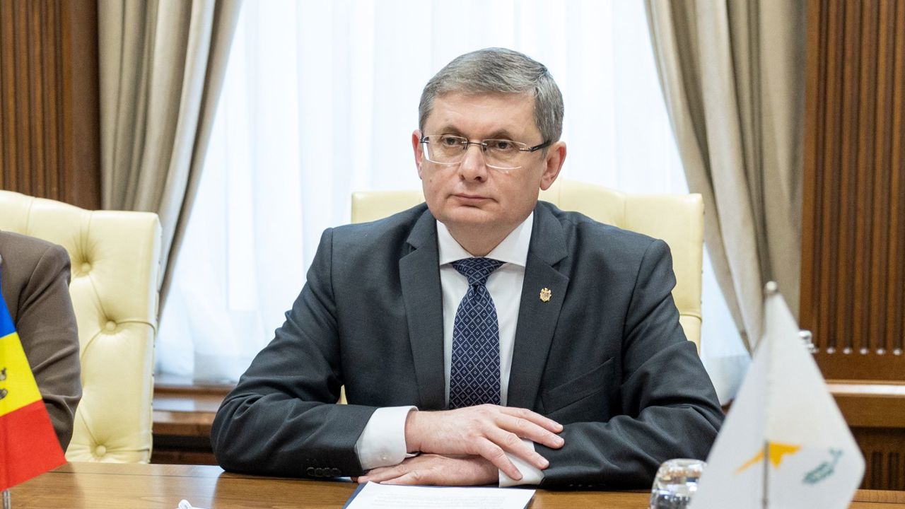 Chișinăul va elimina treptat facilitățile fiscale pentru agenții economici din stânga Nistrului. Grosu: „Vom apropia încet, dar sigur, ambele maluri”