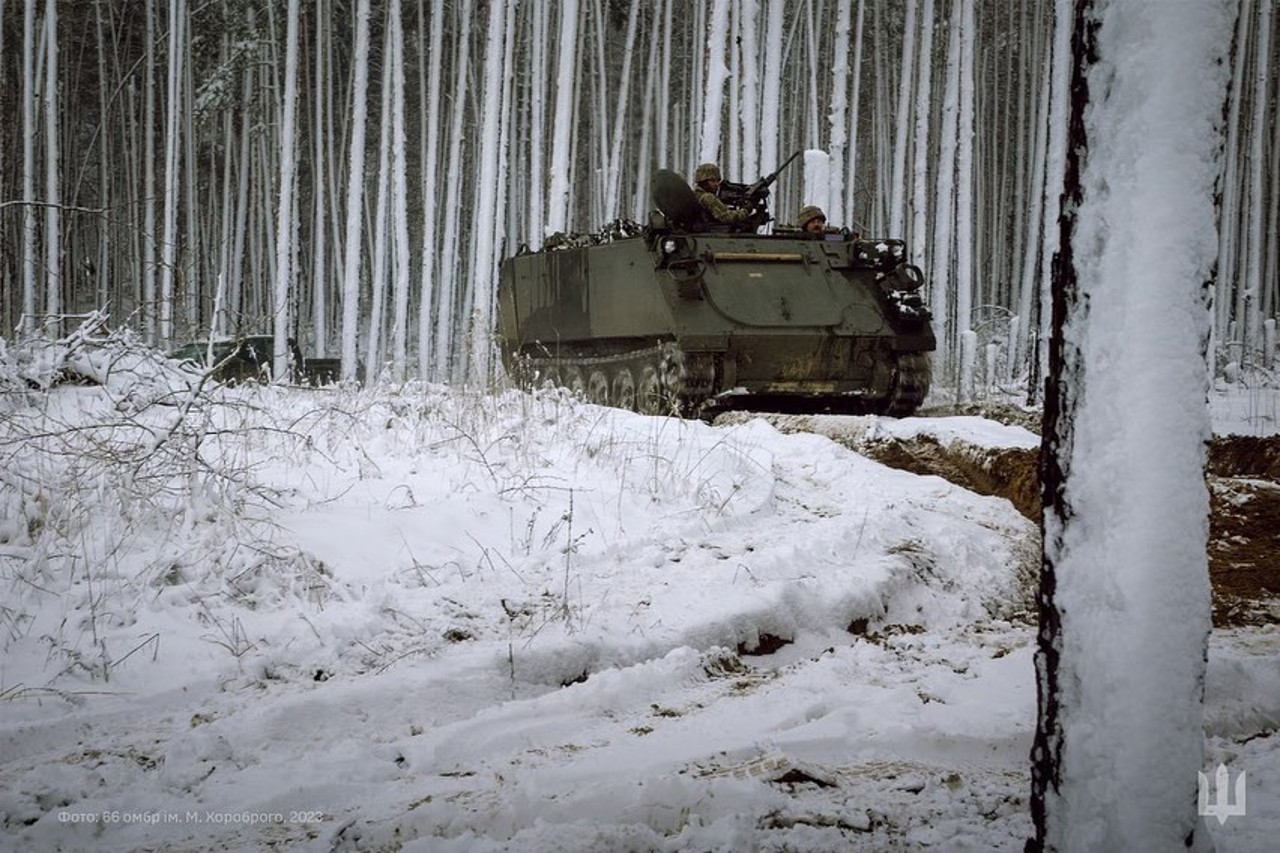 Ukraine prepares for defensive winter in Donbas