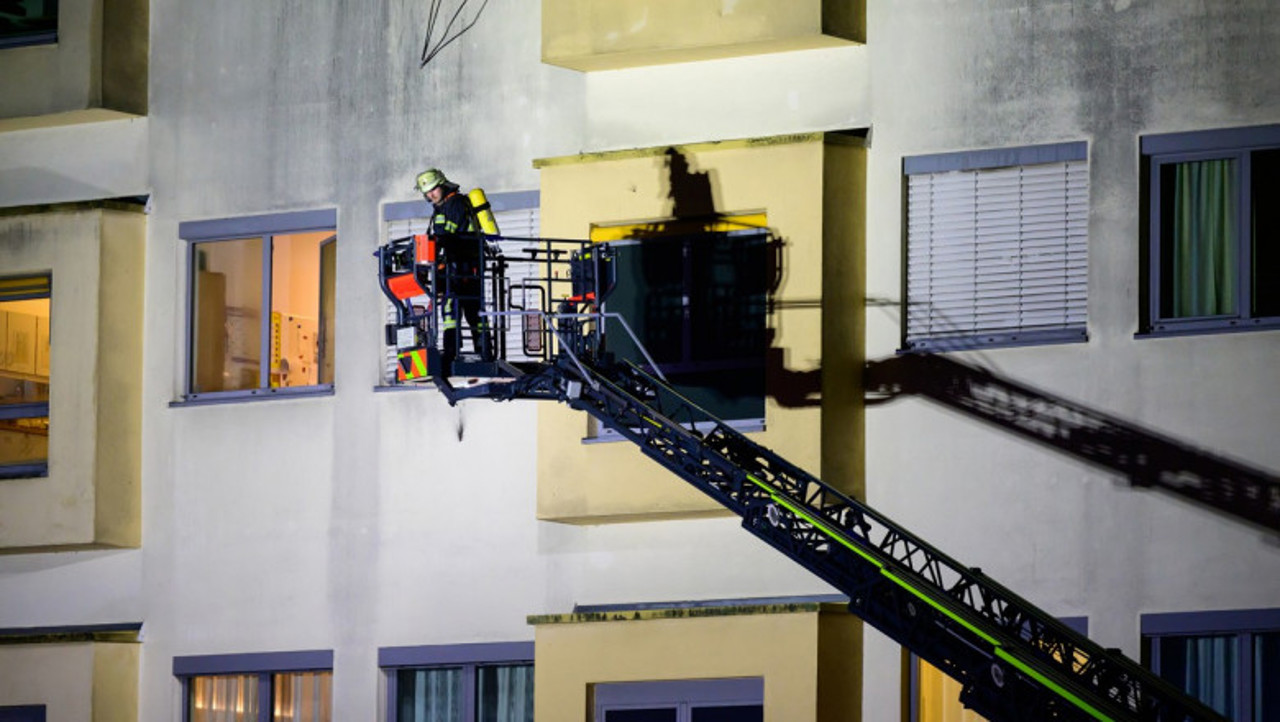 Tragic fire at German hospital claims four lives, injures ten