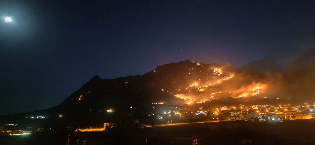 Dozens of fires in Sicily Italy. The island s largest airport has