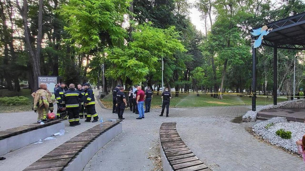 Controale în parcurile din Chișinău, după electrocutarea a doi copii în sectorul Botanica