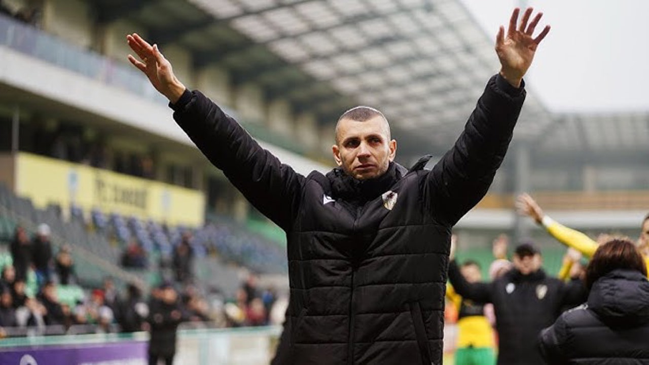 Ștefan Burghiu este de părere că banderola de căpitan al echipei Zimbru Chișinău trebuie să rămână la Mihai Ștefan 