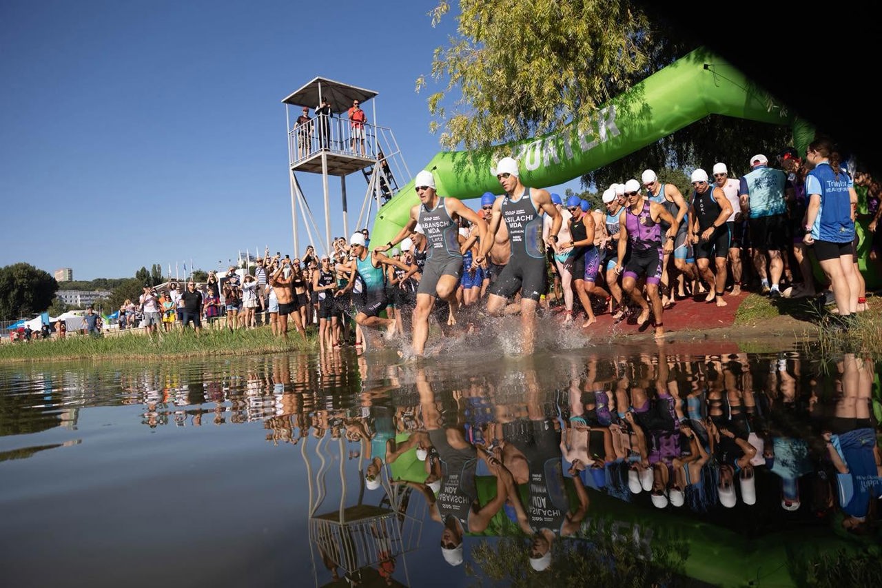 National triathlon championship held at "La Izvor" park