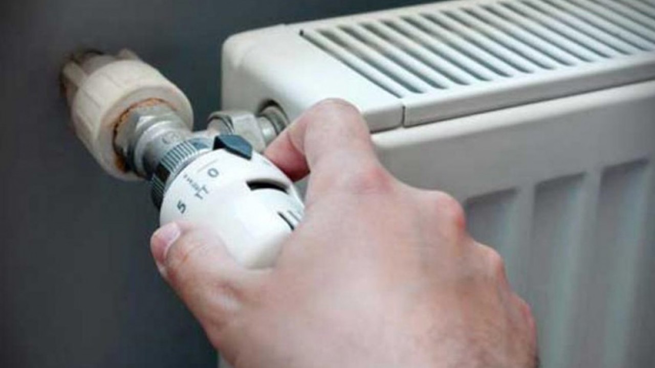 Consumatorii debranșați de la sistemul centralizat de încălzire pot primi compensații pentru agentul termic