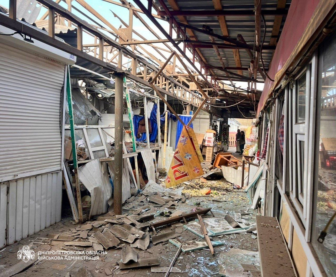 Atac ucigaș la Nikopol: Cinci morți și 19 răniți după lovituri rusești cu drone