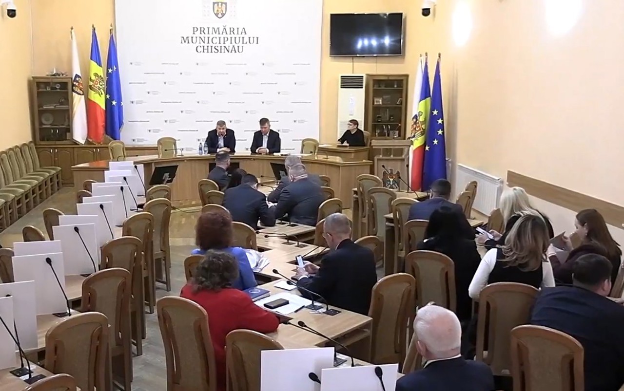 Ședințele Consiliului Municipal Chișinău, blocate de o lună: Dispute politice și lipsă de cvorum