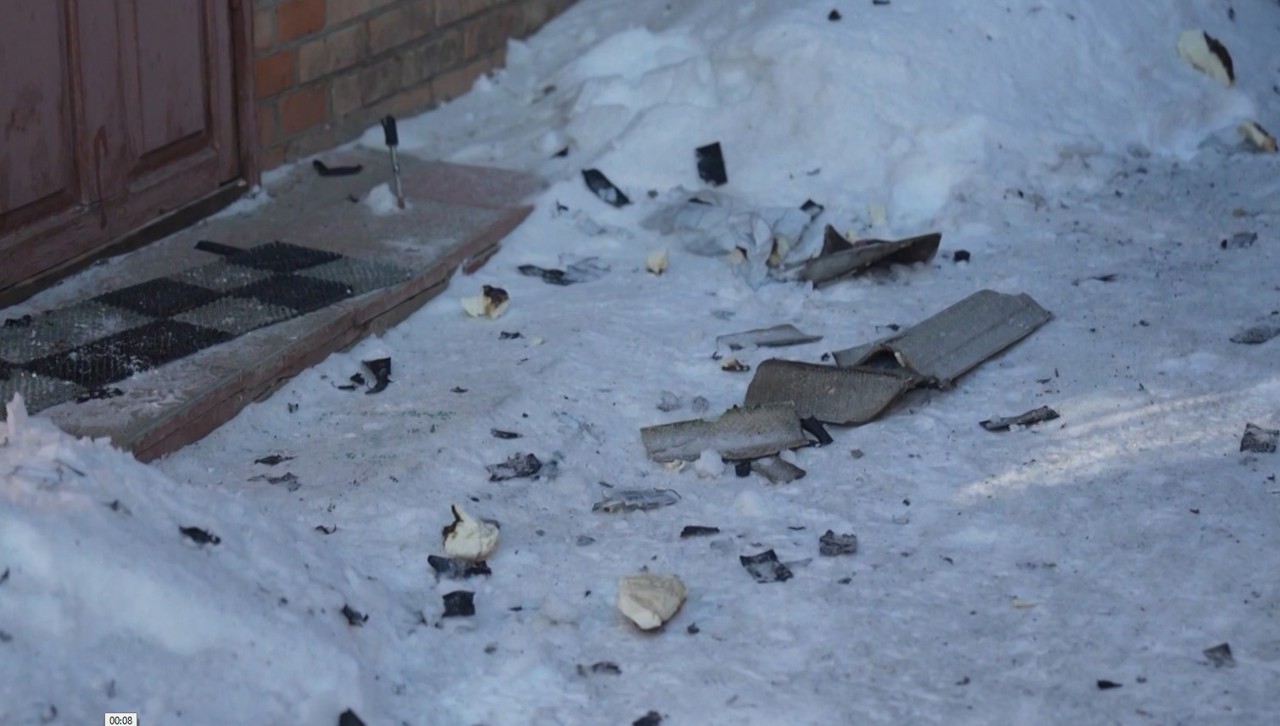 Atacuri în mai multe regiuni ucrainene. Victime și zeci de mii de familii fără încălzire și curent  