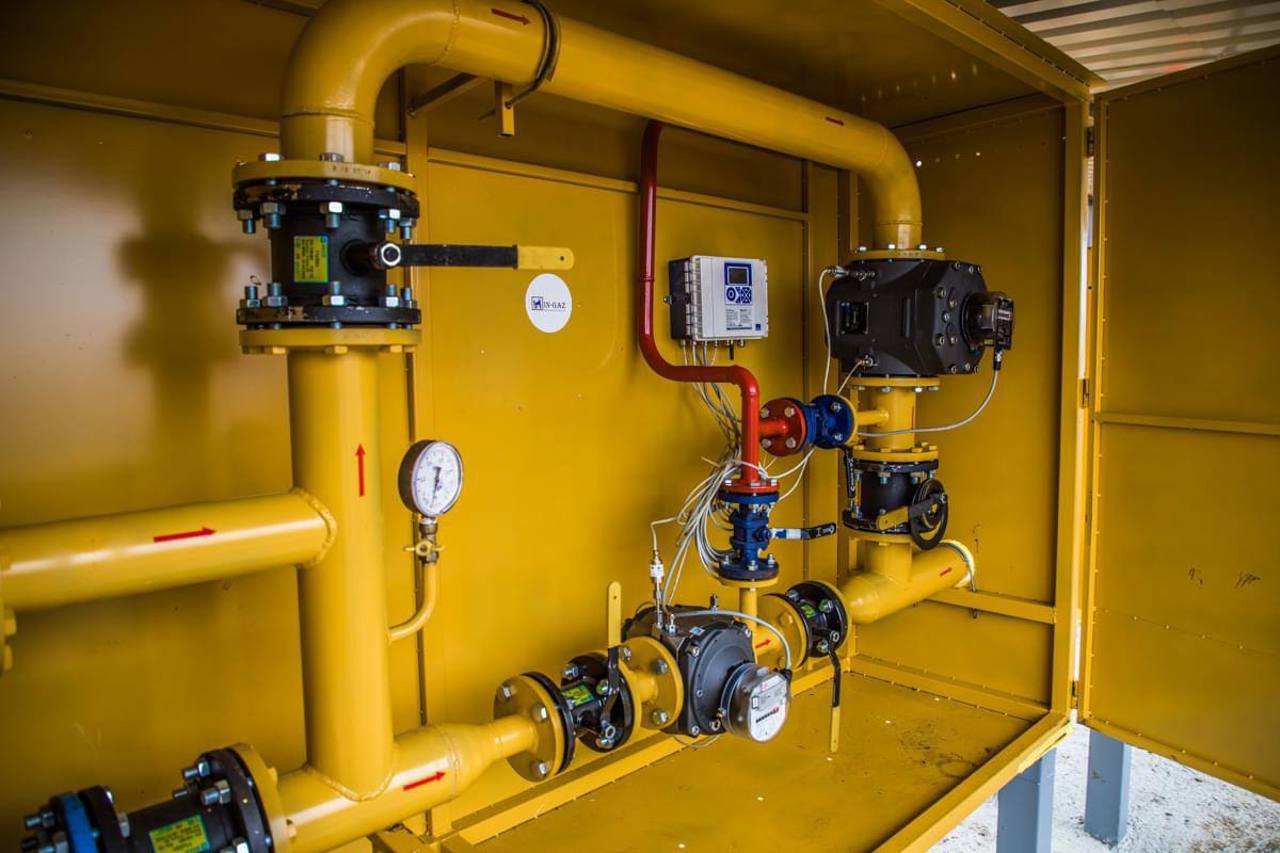 Zeci de consumatori mari cumpără gaze de pe piața liberă, în baza unor prețuri negociate direct cu furnizorii