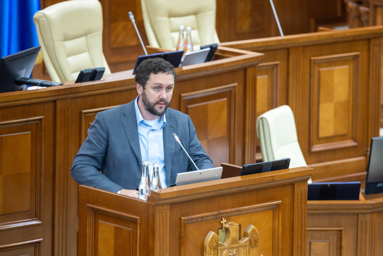 Moldova PAS Lawmaker Alexandr Trubca Resigns Amid Real Estate Scandal