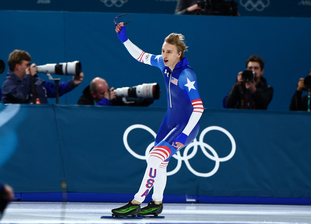 Jocurile Olimpice de iarnă 2026. Americanul Jordan Stolz a triumfat la patinaj viteză, distanța de o mie de metri
