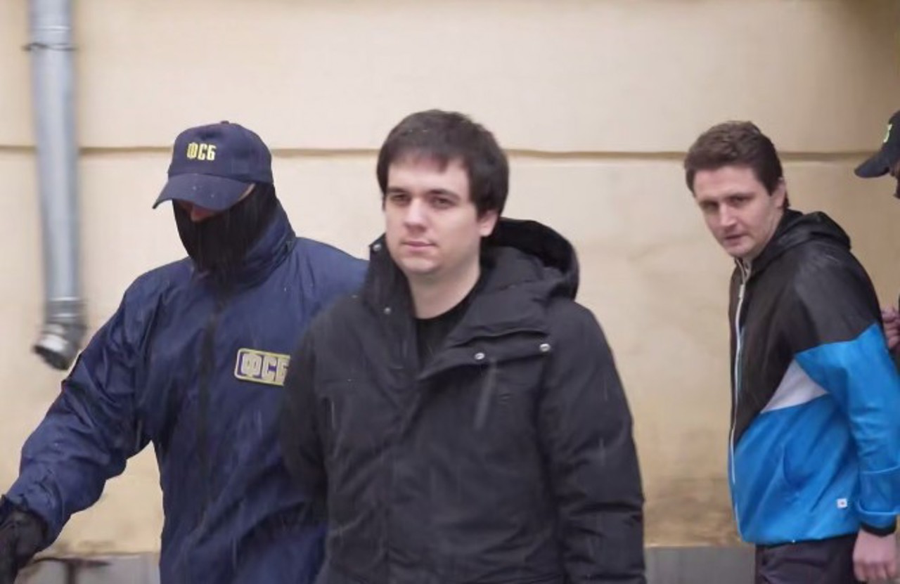 Двух сотрудников СИБ Молдовы, удерживаемых в плену в России, вернули на родину в рамках международного обмена