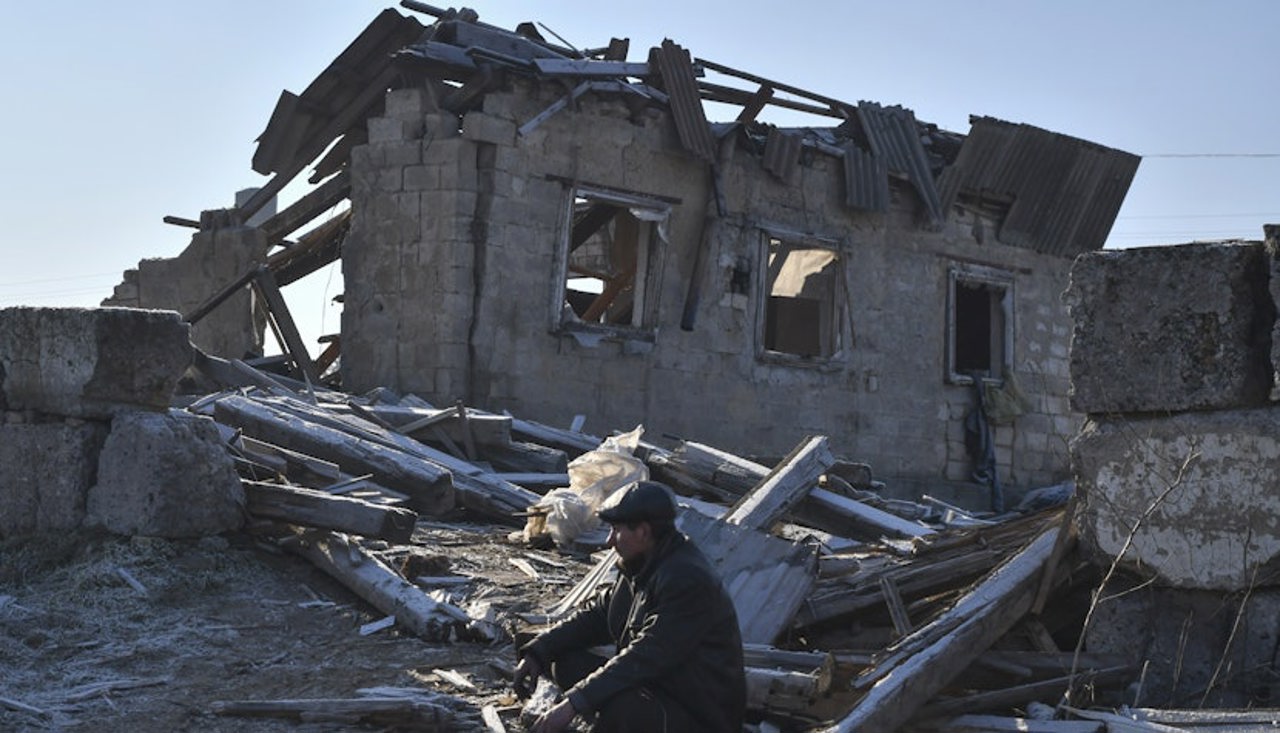 Forțele rusești continuă să bombardeze Ucraina: Omeni răniți și infrastructură civilă avariată