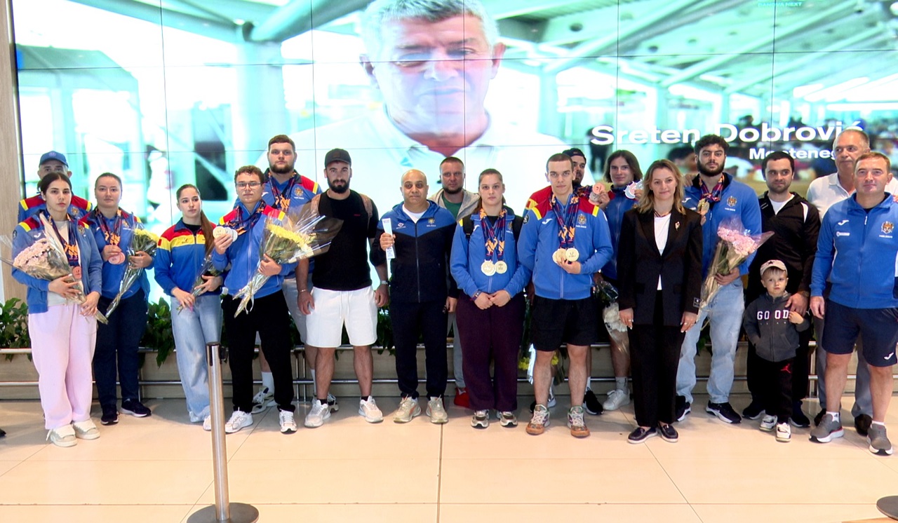 Halterofilii moldoveni au revenit acasă cu 26 de medalii de la Campionatele Mondiale Universitare