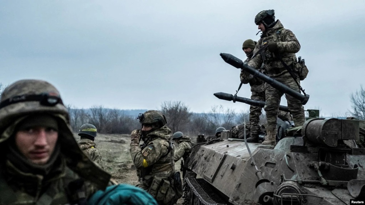 War in Ukraine: Russian troops lost three ammunition depots and  military equipment