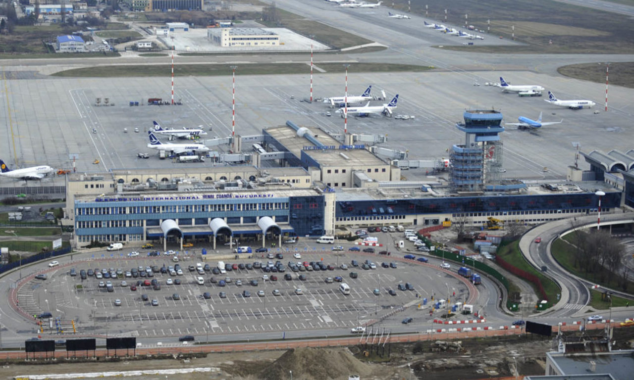 Un avion cu pasageri a aterizat de urgență pe Aeroportul Otopeni din București