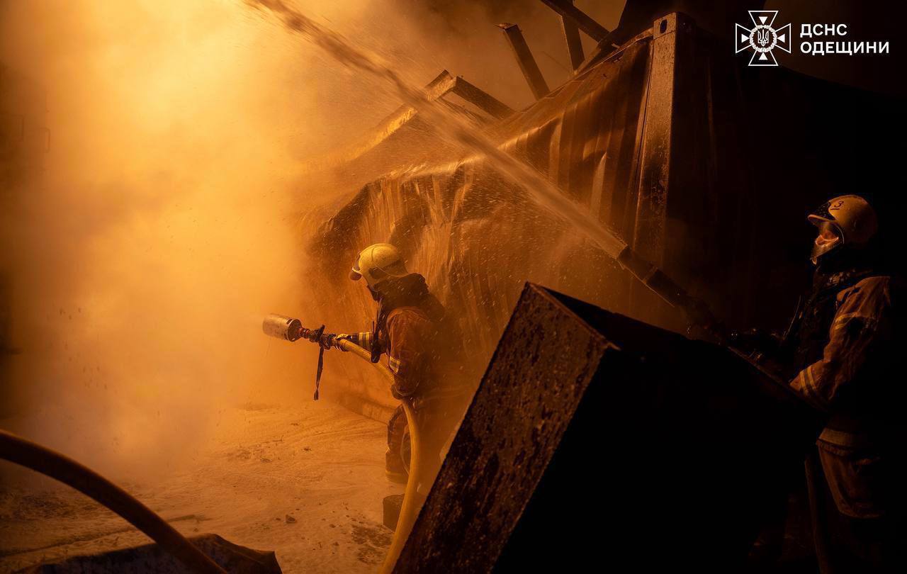 Atac masiv cu drone asupra Ucrainei în noaptea de Anul Nou: peste 100 de mii de oameni, fără curent în Volînia