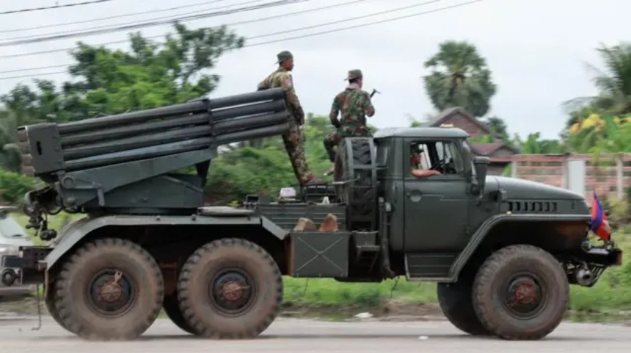 Би-би-си: Таиланд и Камбоджа согласились начать переговоры после четырех дней боевых действий 