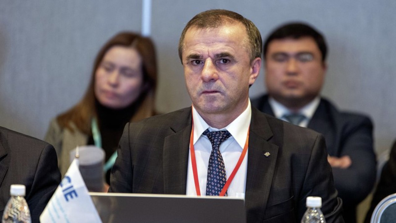 Former Prime Minister Vasile Tarlev will run for president