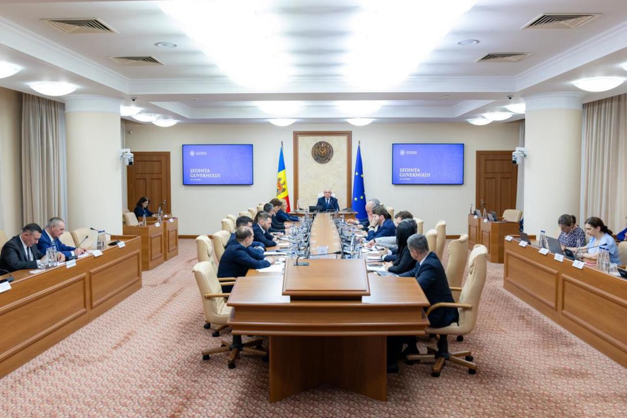 Pensii și garanții sociale pentru cei circa 1.700 de moldoveni stabiliți în Slovacia