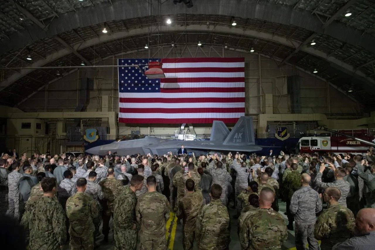 Встреча президентов США и России пройдет на военной базе Элмендорф-Ричардсон в Анкоридже