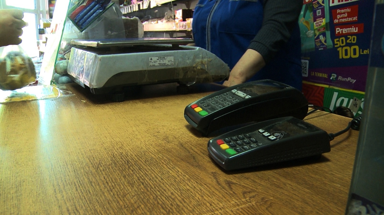 Acces mai ușor la bani în zonele rurale: numerar de la terminalele POS, fără drum la bancomat