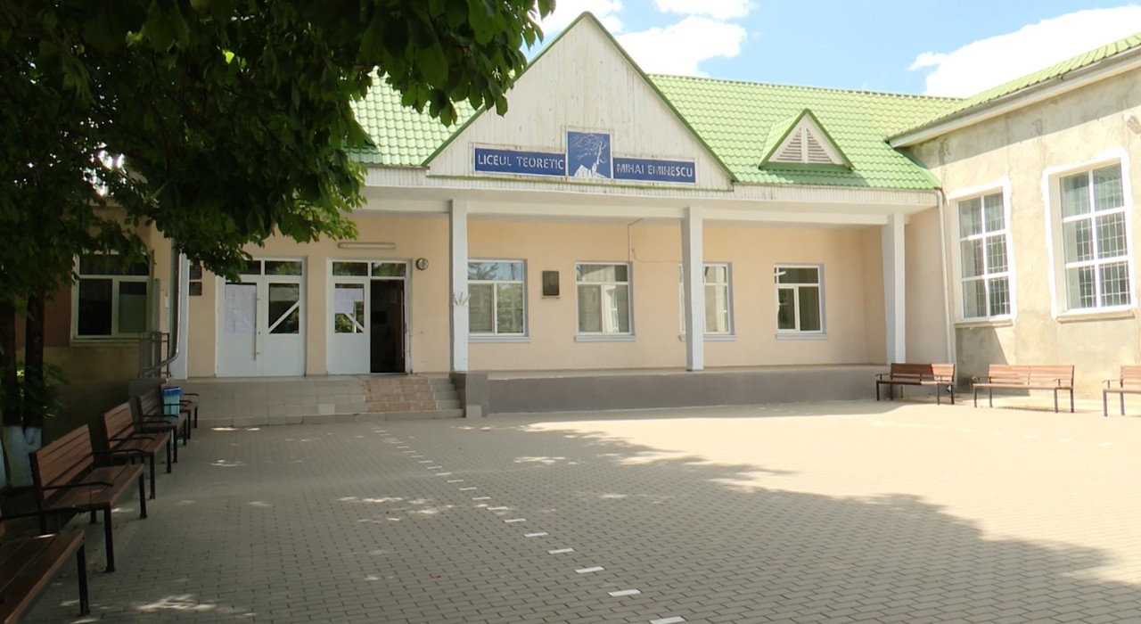 Moldova: 50 schools to be renovated by 2029