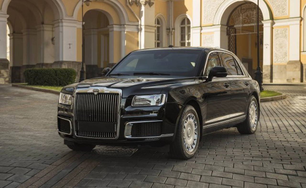 В России проект люксовых авто Aurus, на которых ездит Путин, остановили из-за нехватки денег