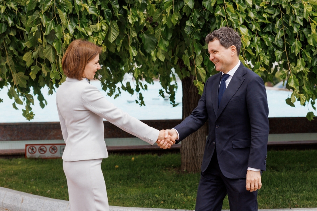 Romanian President Nicușor Dan visits Chișinău for Romanian Language Day