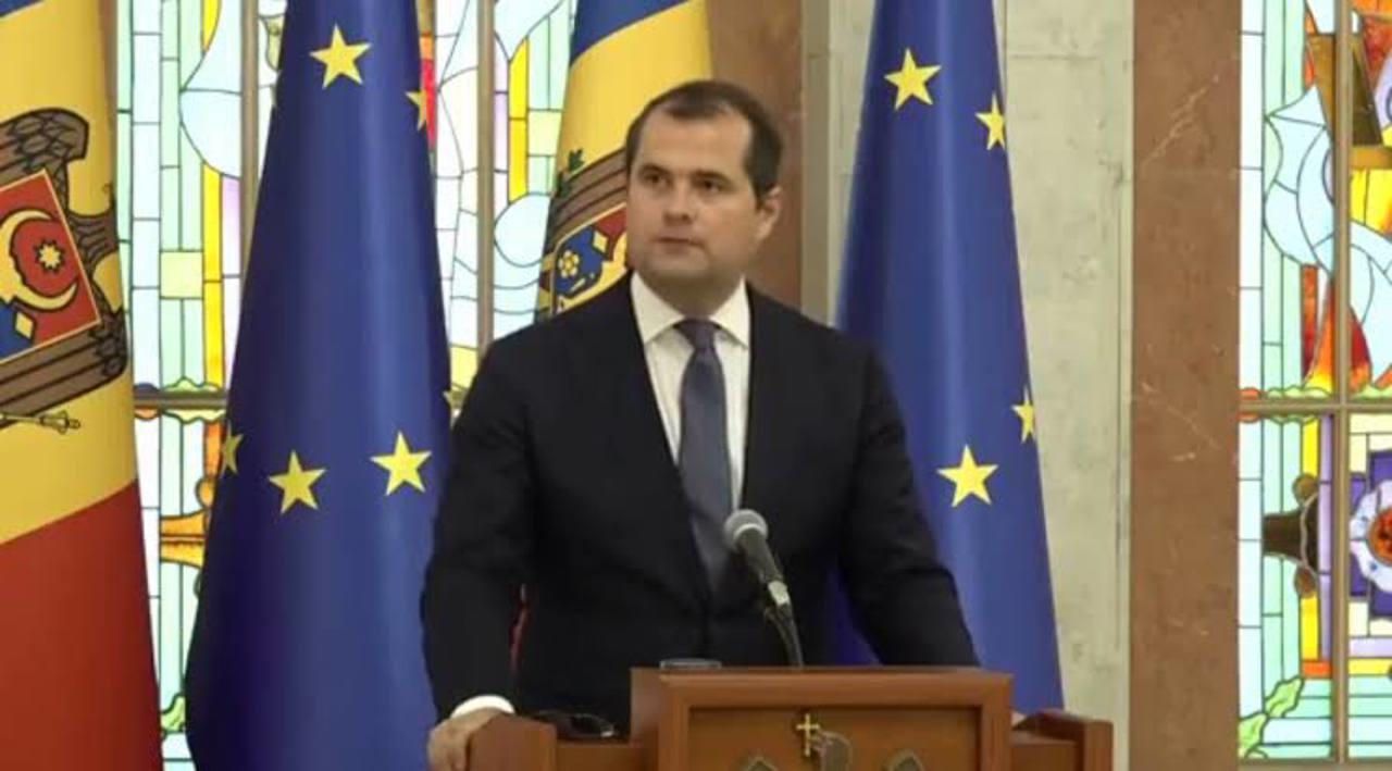 Кандидат в премьеры Василе Тофан приступил к подготовке программы правительства