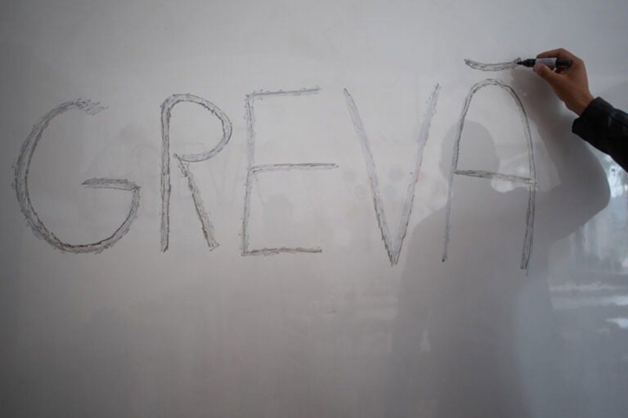 Grevă de avertisment în mai multe primării din România