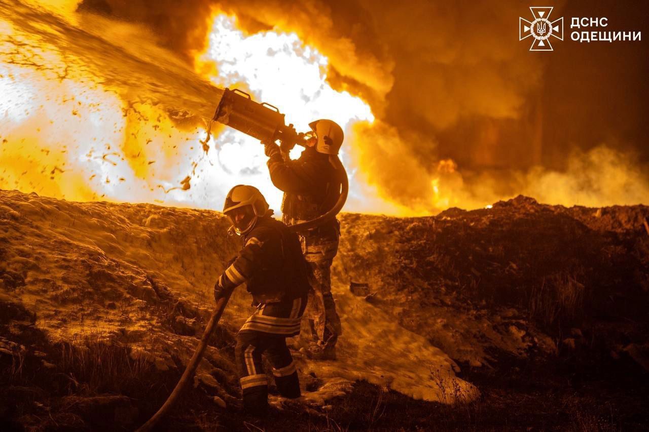 Odesa, din nou sub atac. Zelenski: Rusia a lansat 1.300 de drone și peste 1.200 de bombe în ultima săptămână