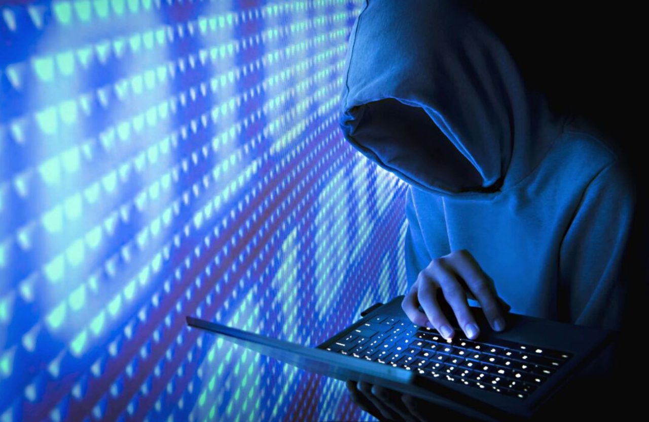 Fraudă de 95 de milioane de euro la cea mai mare bancă din Italia. Escrocii au folosit inteligența artificială