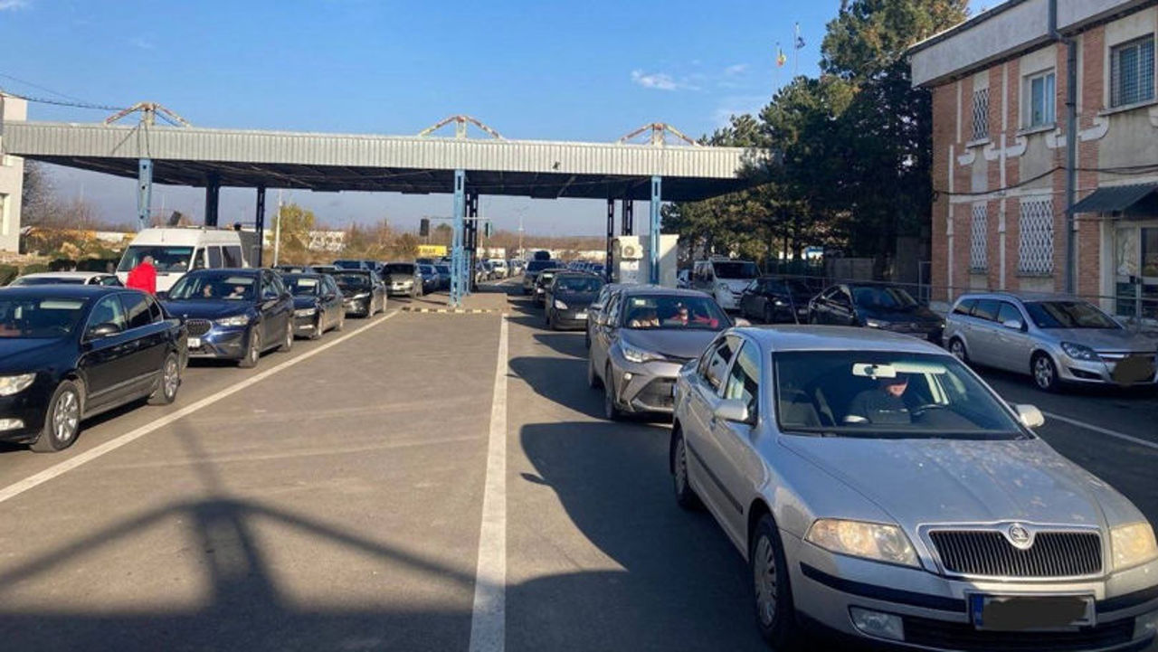 Heavy traffic at PTF Leușeni-Albita