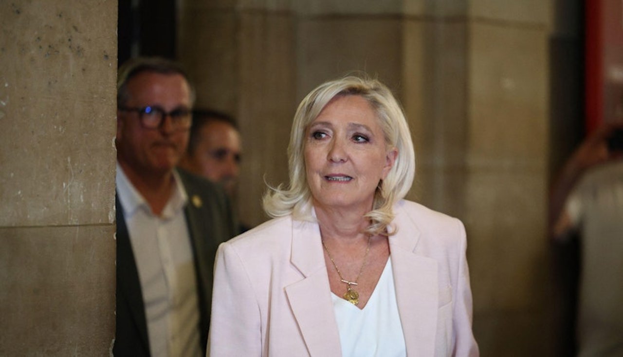 Marine Le Pen rămâne condamnată pentru deturnare de fonduri, însă poate intra în cursa prezidențială