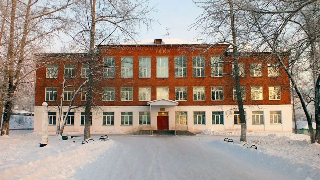 Un nou atac într-o școală din Rusia: cursurile suspendate, anchetă pentru tentativă de omor