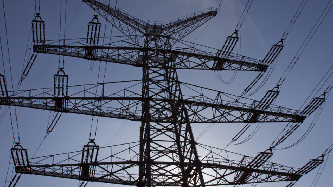 Un tunel de cabluri din Berlin a luat foc. Aproape 50.000 de gospodării au rămas fără electricitate