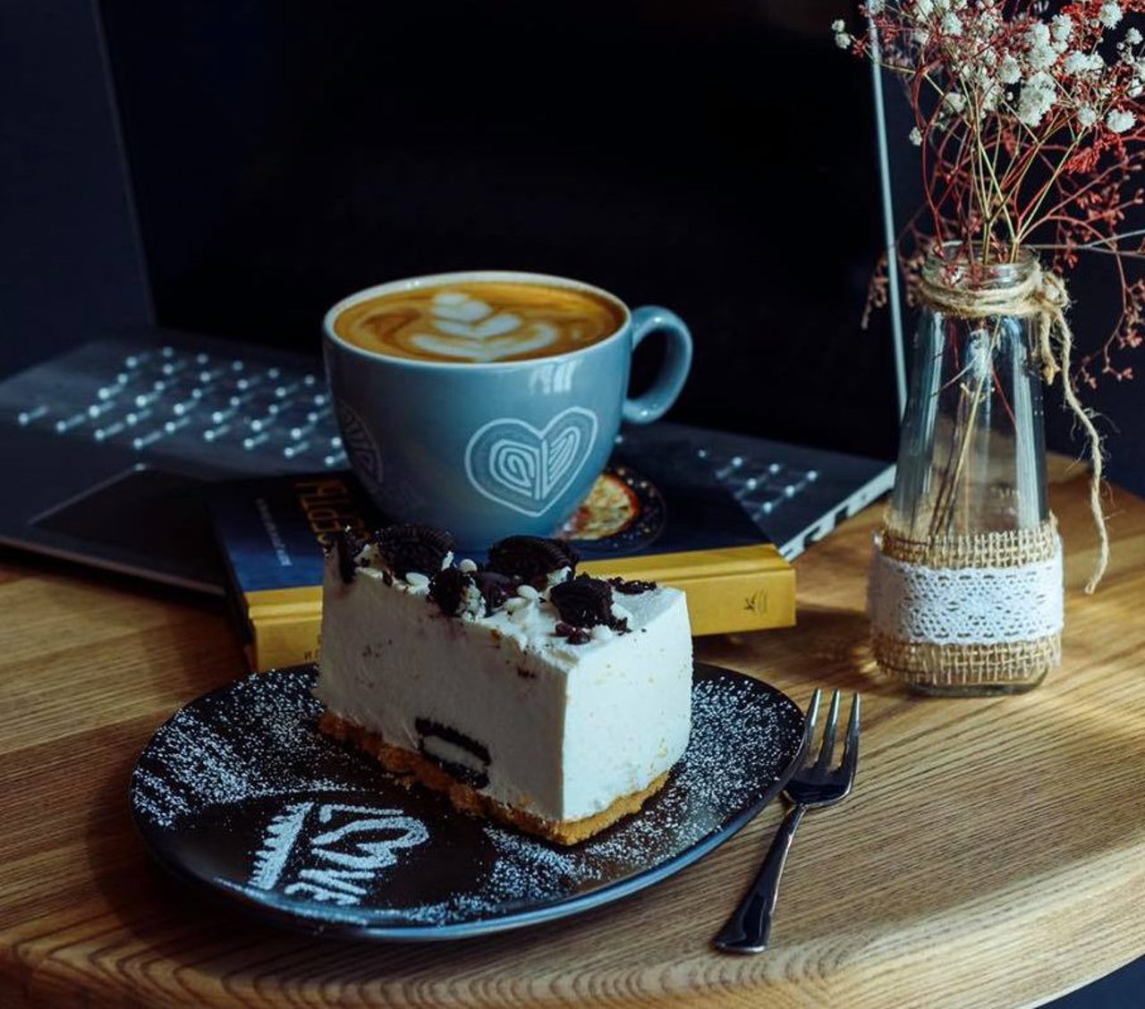 În R. Moldova se naște o nouă industrie – prăjirea cafelei: Importul de boabe verzi a crescut de zece ori într-un deceniu