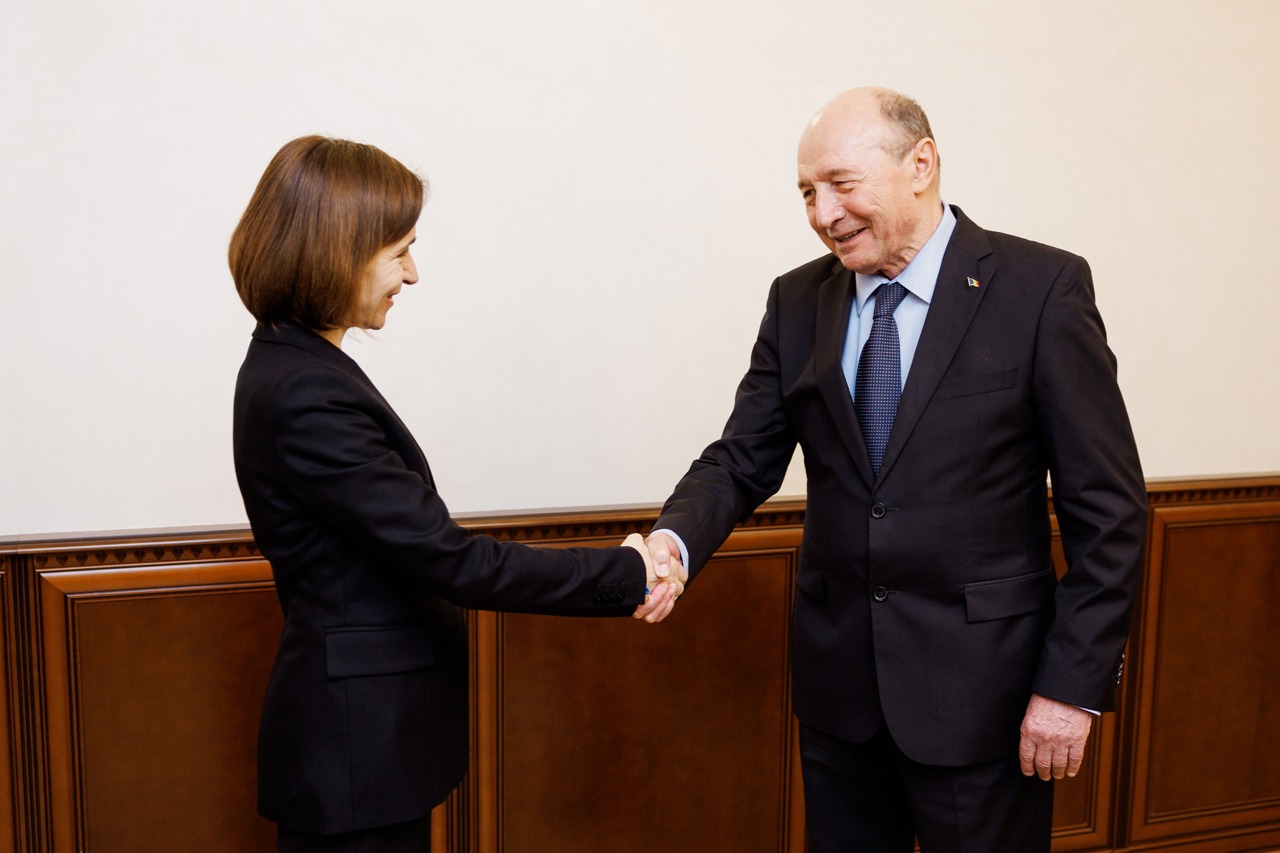 Traian Băsescu could restore his citizenship of the Republic of Moldova