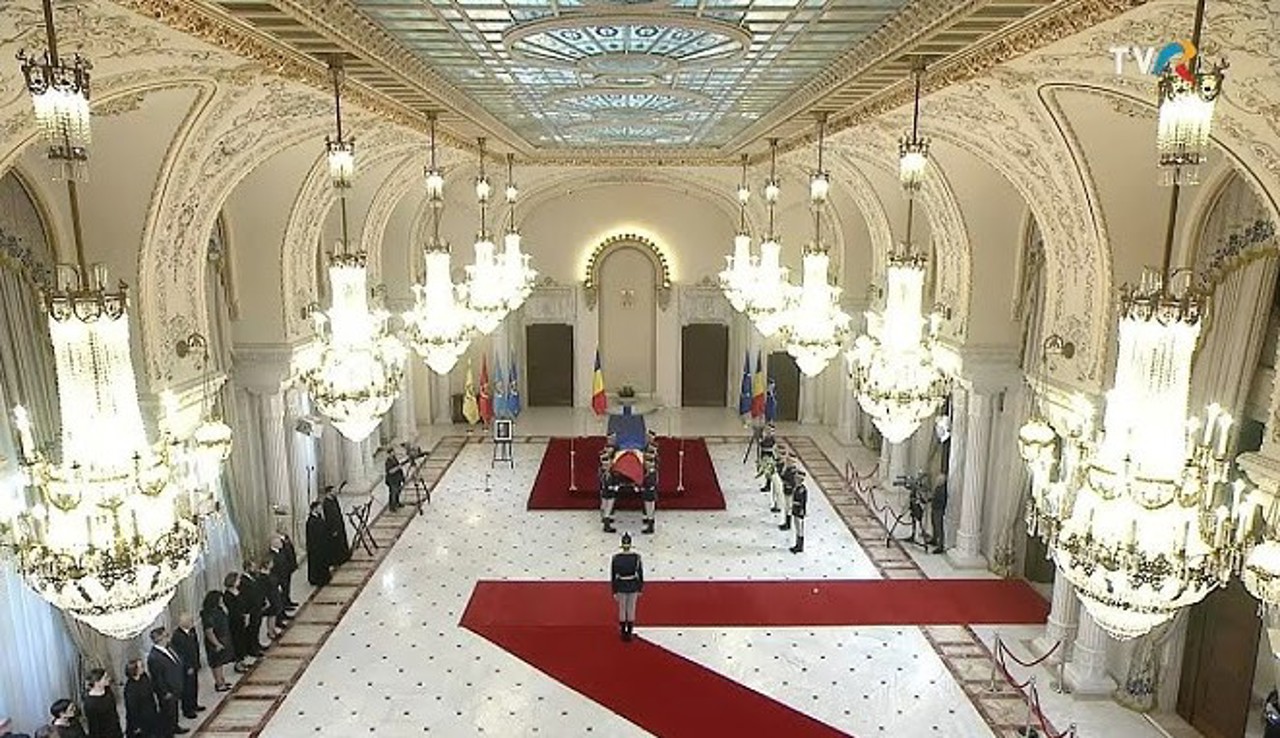 Romania marks Day of Mourning as ex-President Iliescu will be buried at Ghencea military cemetery