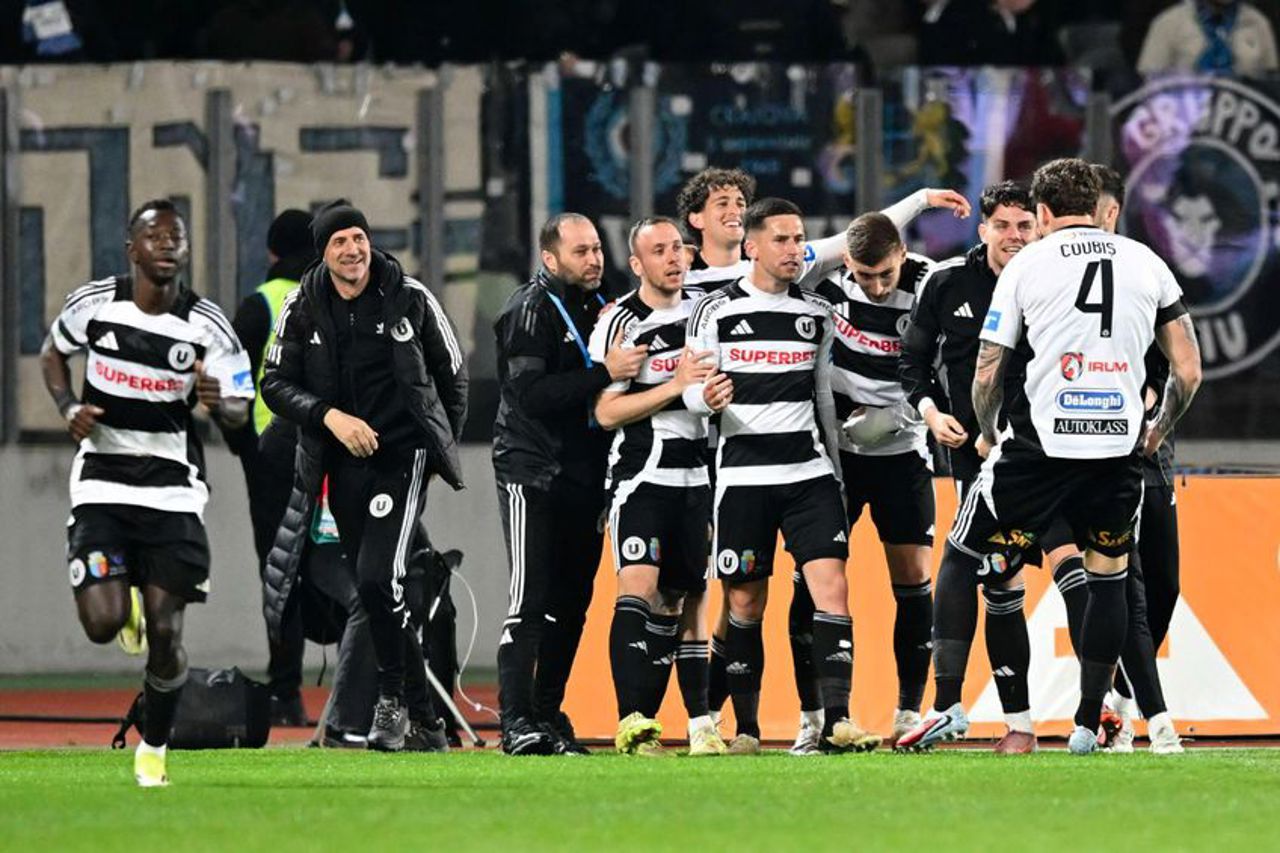 Universitatea Cluj a devenit lider solitar în clasamentul Superligii românești de fotbal 