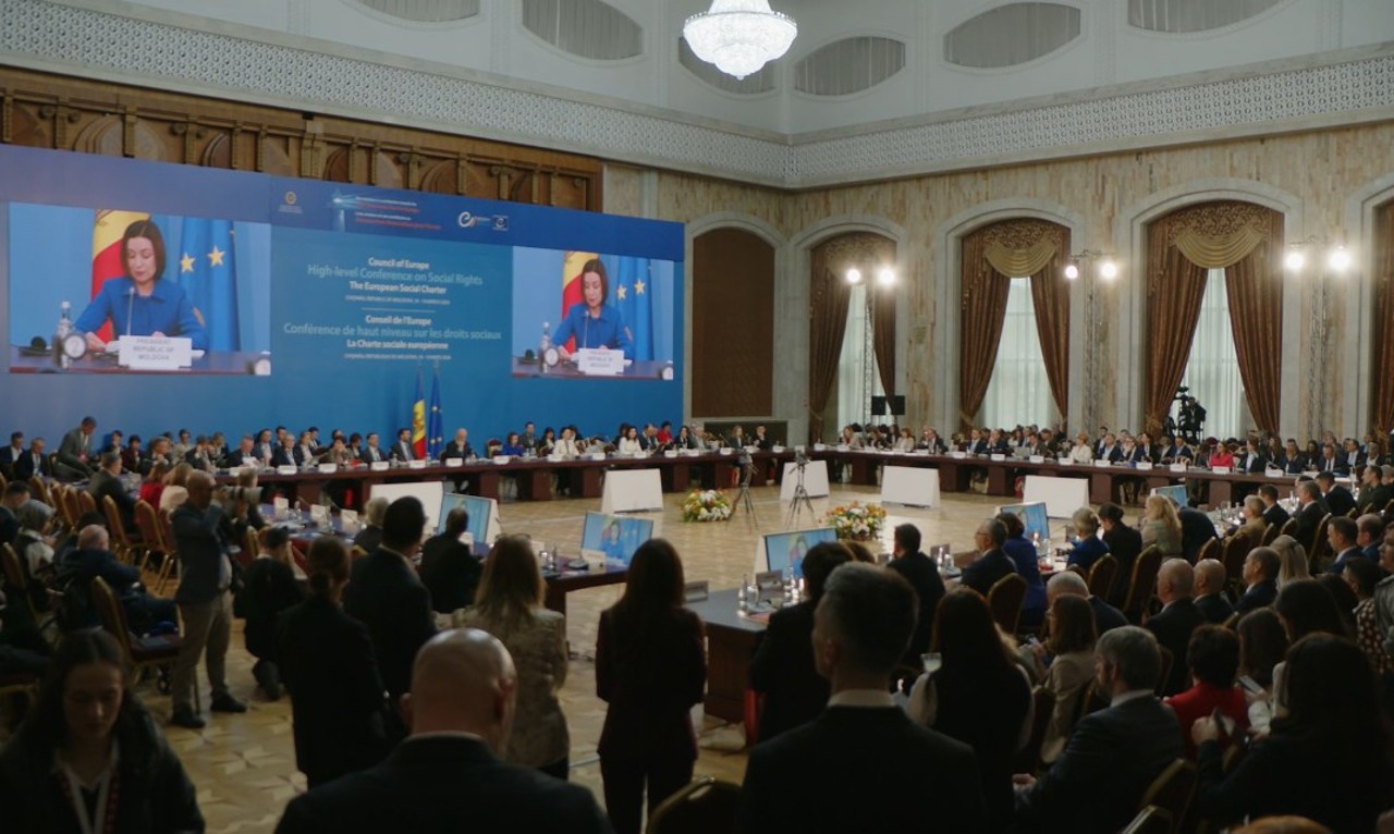 Înalți oficiali europeni caută soluții la Chișinău: „Drepturile sociale sunt baza securității democratice”