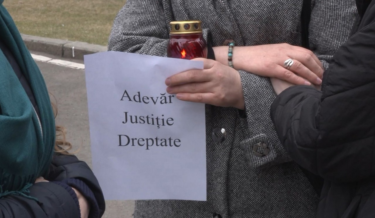 Flashmob în memoria Ludmilei Vartic: „Fiecare femeie are dreptul la siguranță”