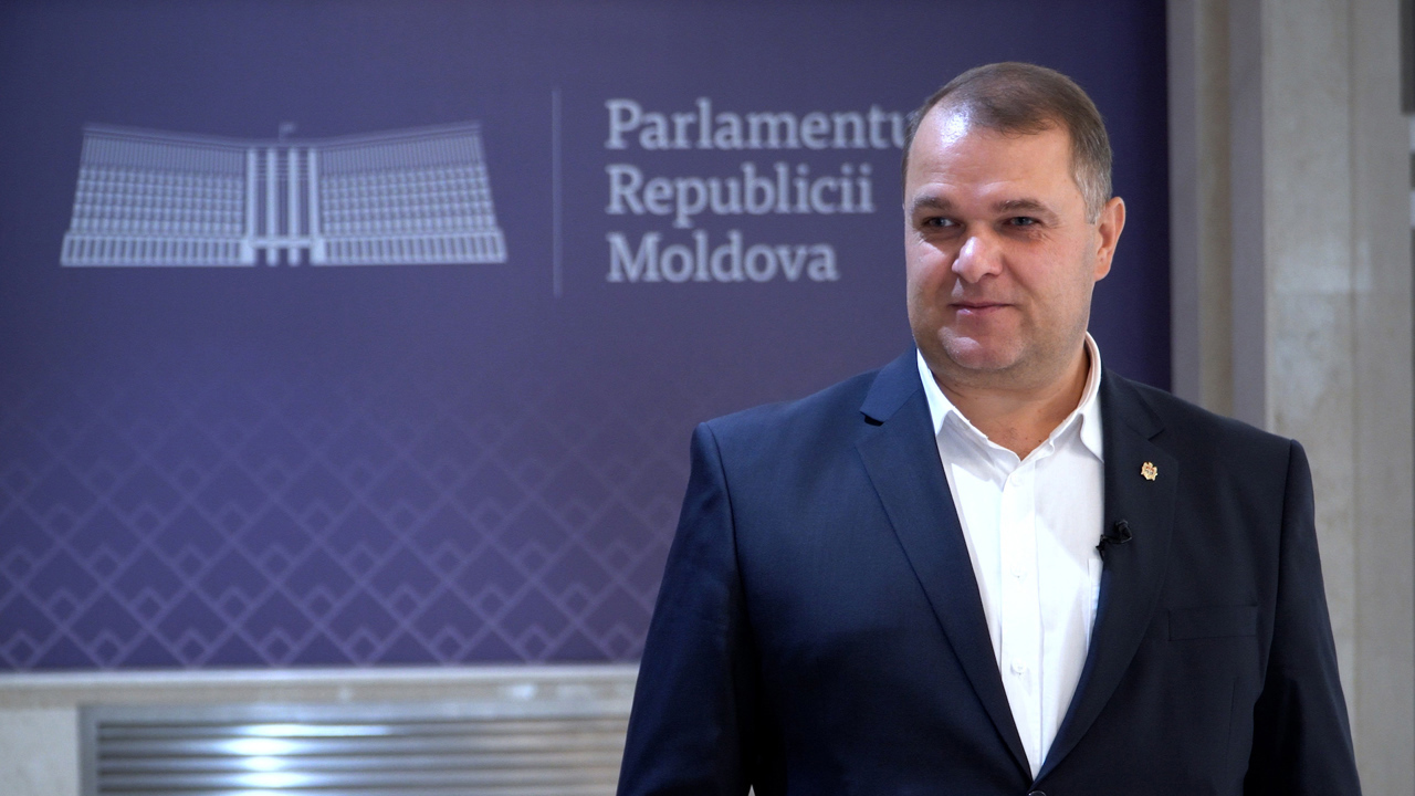 Alexandr Nesterovschi a contestat decizia prin care a fost lipsit de salariul de deputat  