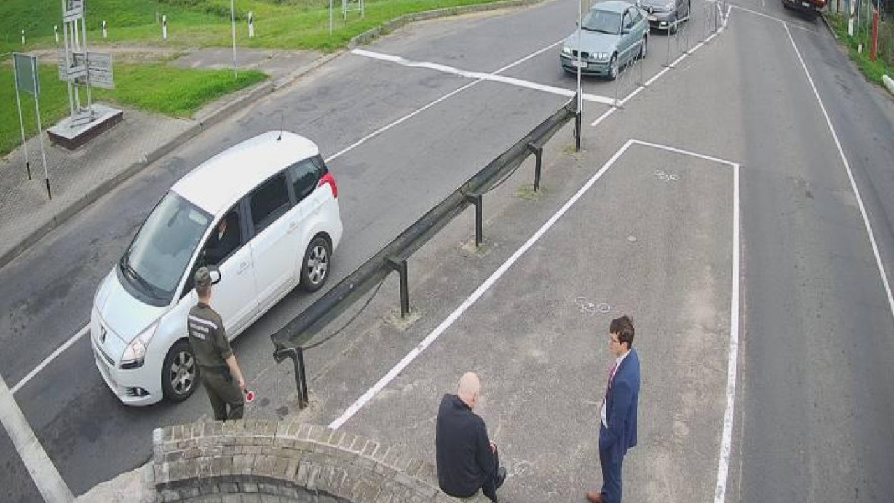 Belarus opposition figure Nikolai Statkevich vanishes after refusing to leave country