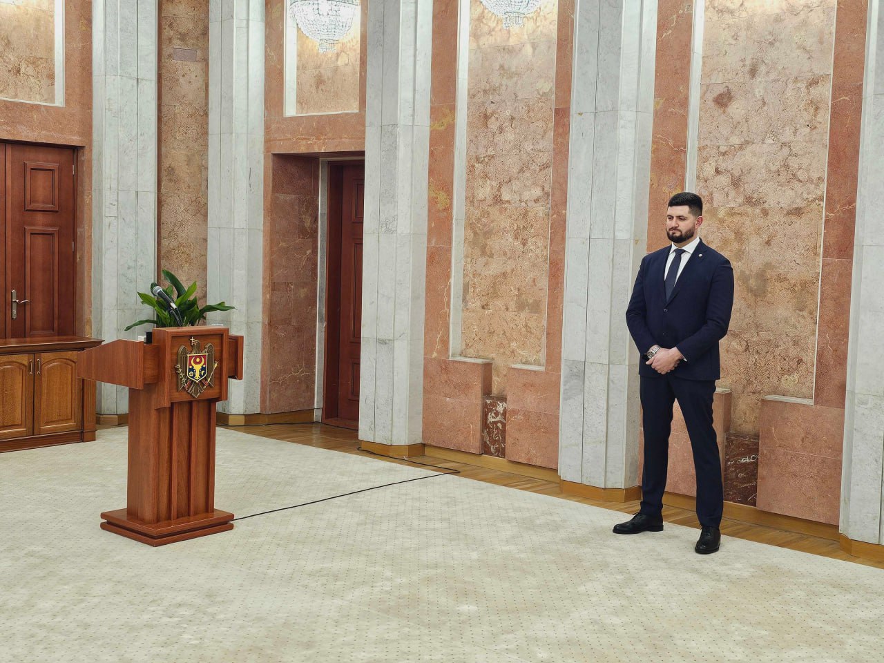 Дорин Жунгиету принес присягу и вступил в должность министра энергетики