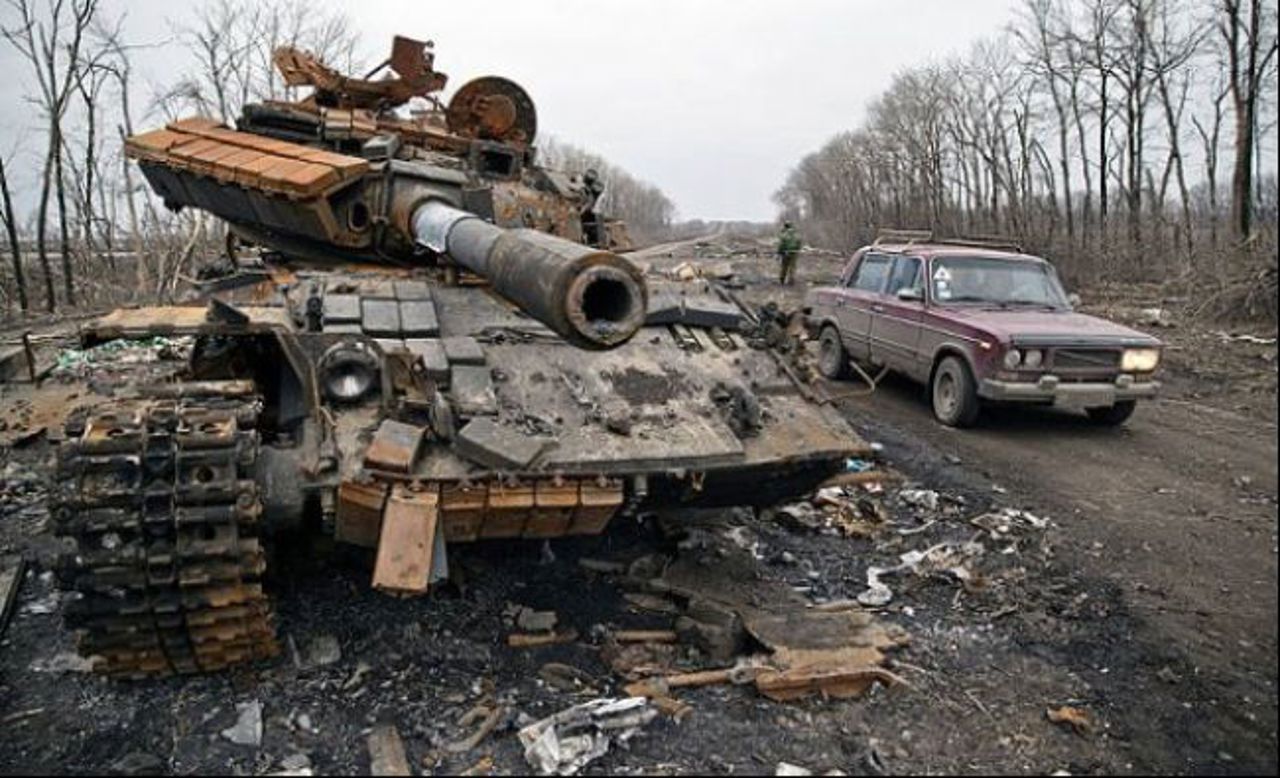 Бои продолжаются на востоке Украины. В результате российских бомбардировок пострадало несколько человек
