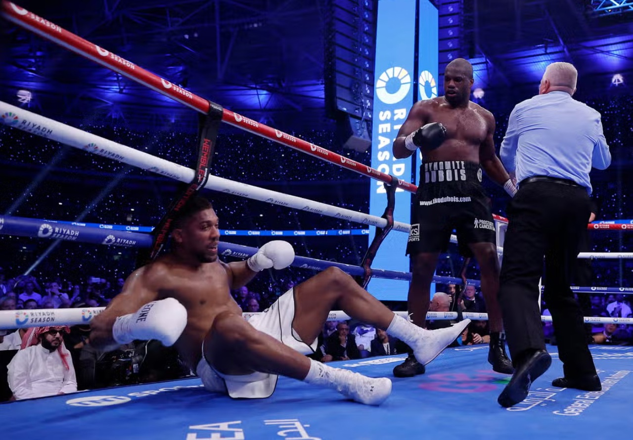 Anthony Joshua, „demolat” de Daniel Dubois