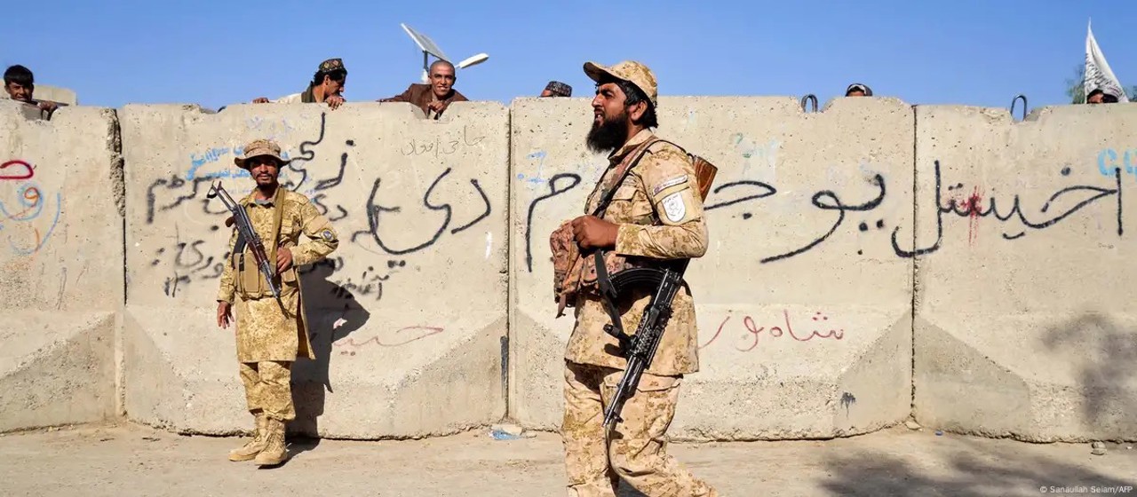 Pakistan-Afghanistan border clashes erupt again