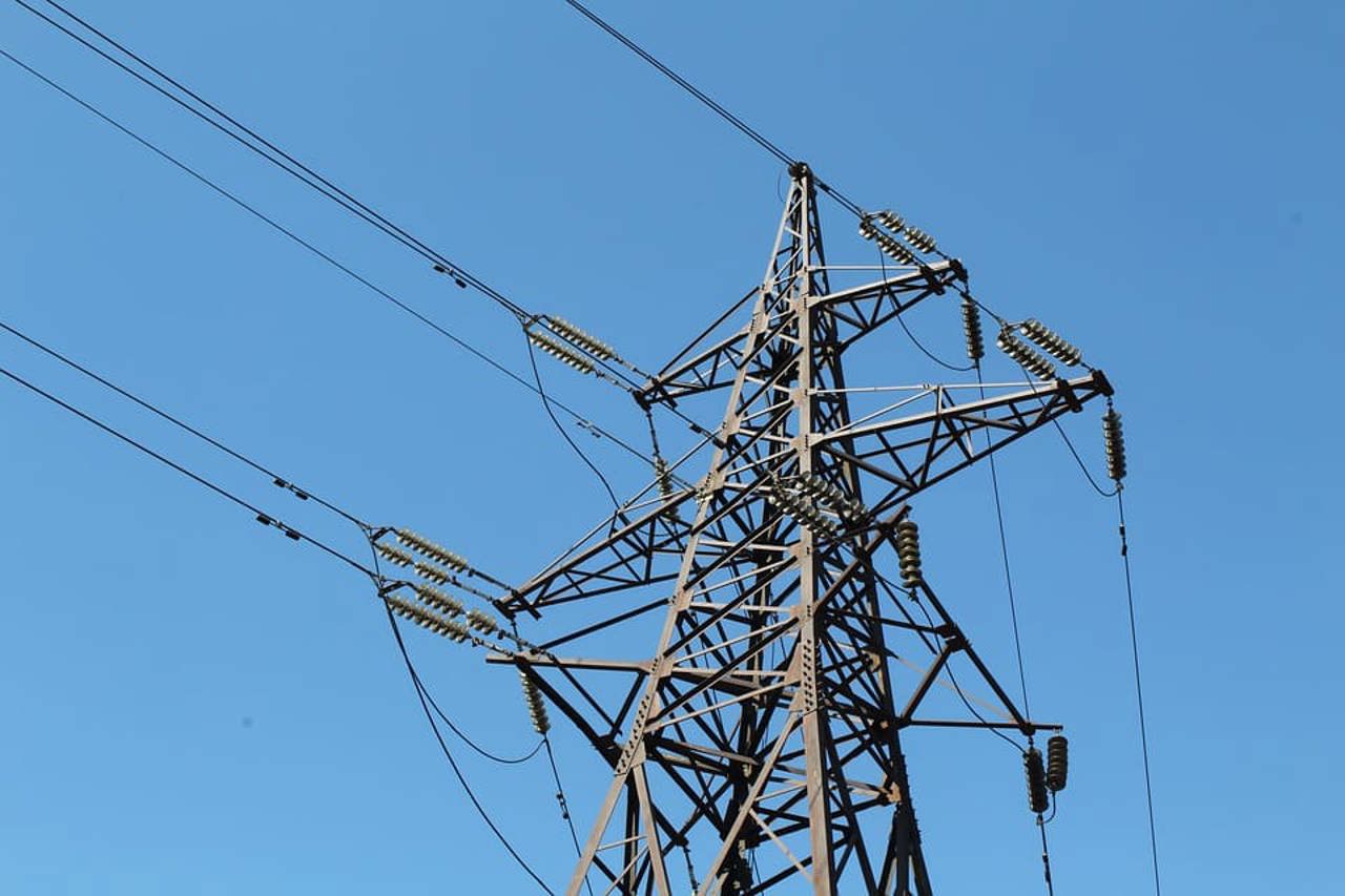Румыния продолжит поставлять электроэнергию по льготной цене в случае её дефицита в Молдове